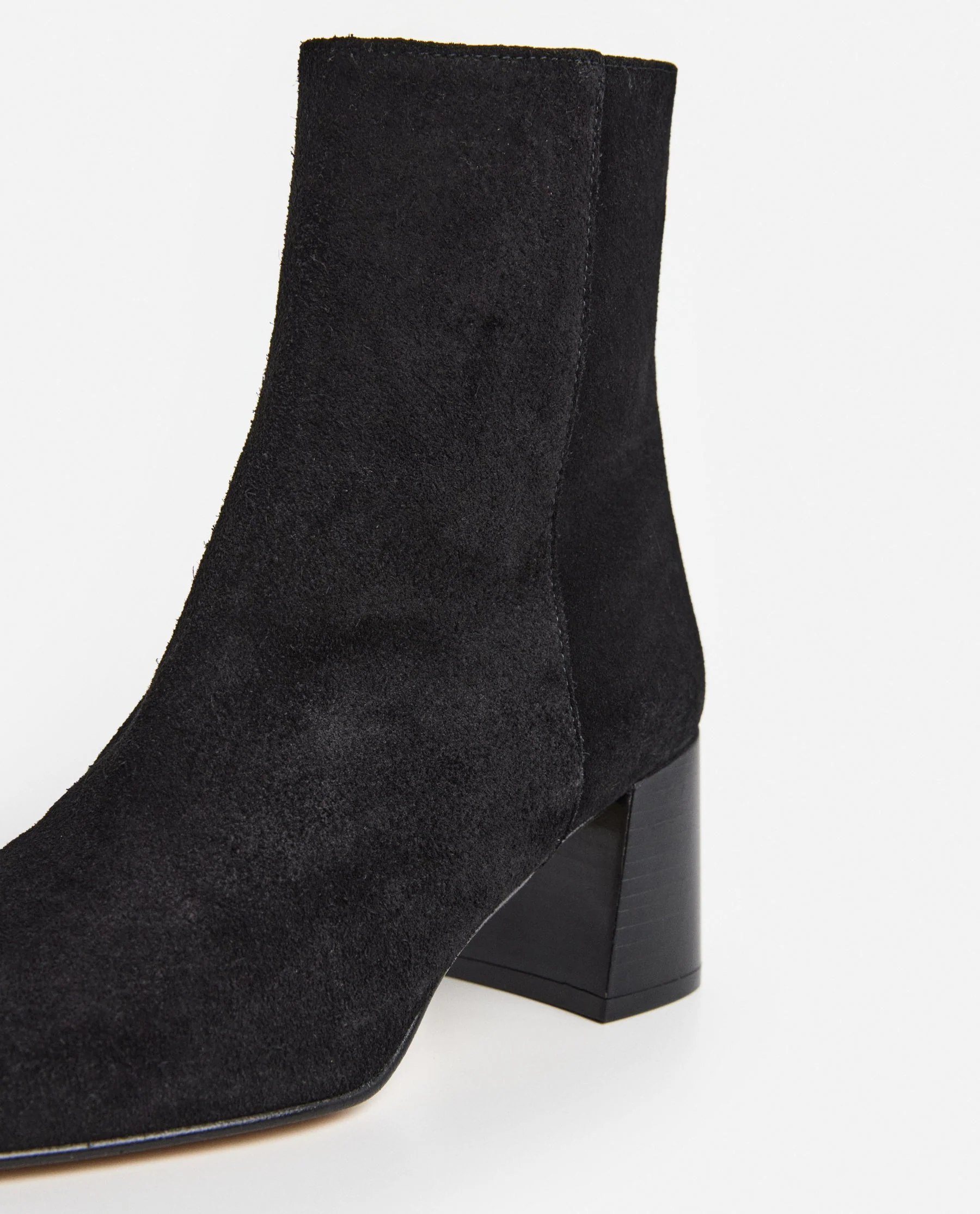 Cay Suede Black - Image 4