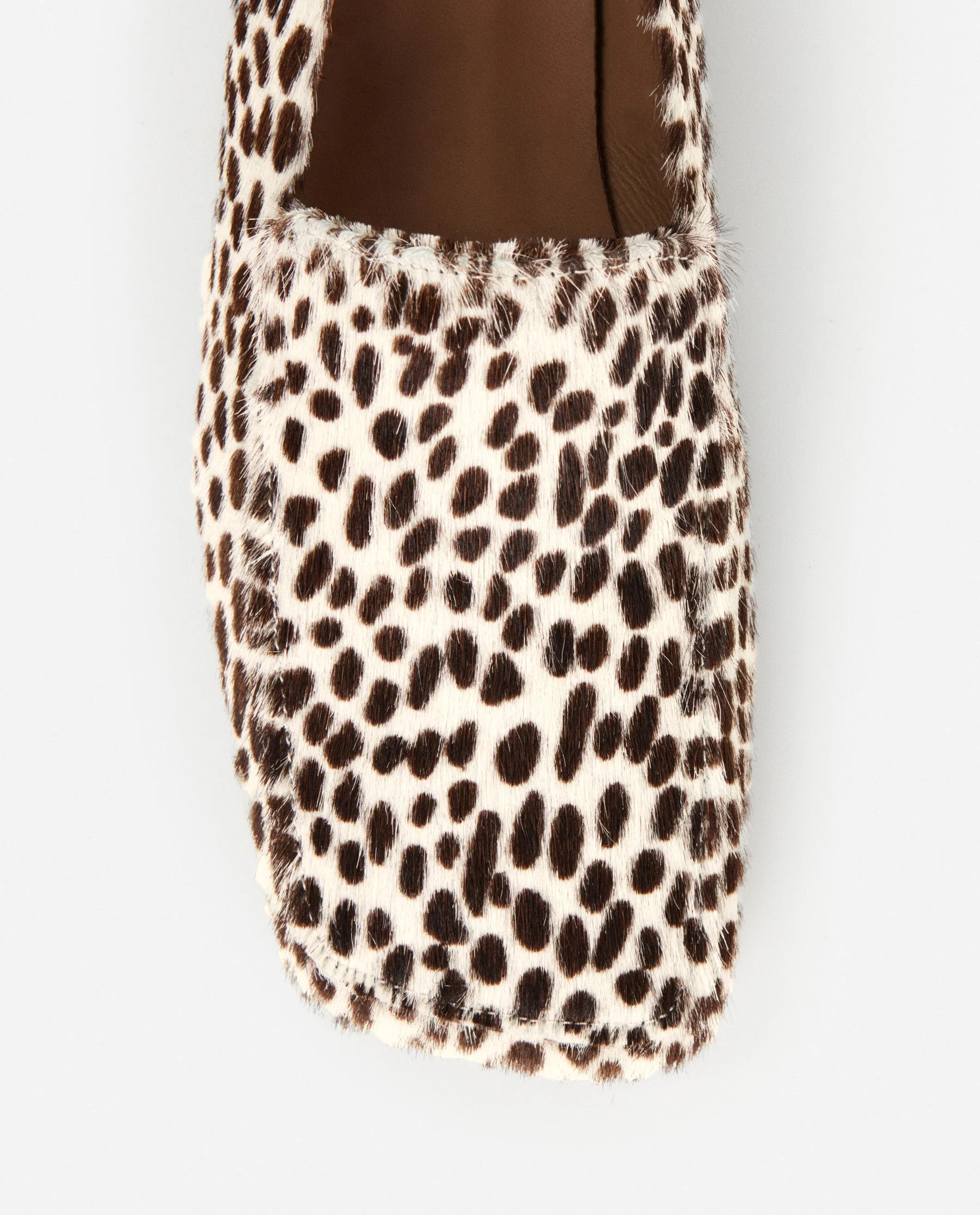 Ellis Leather Hair Chocolate Dot - Image 5