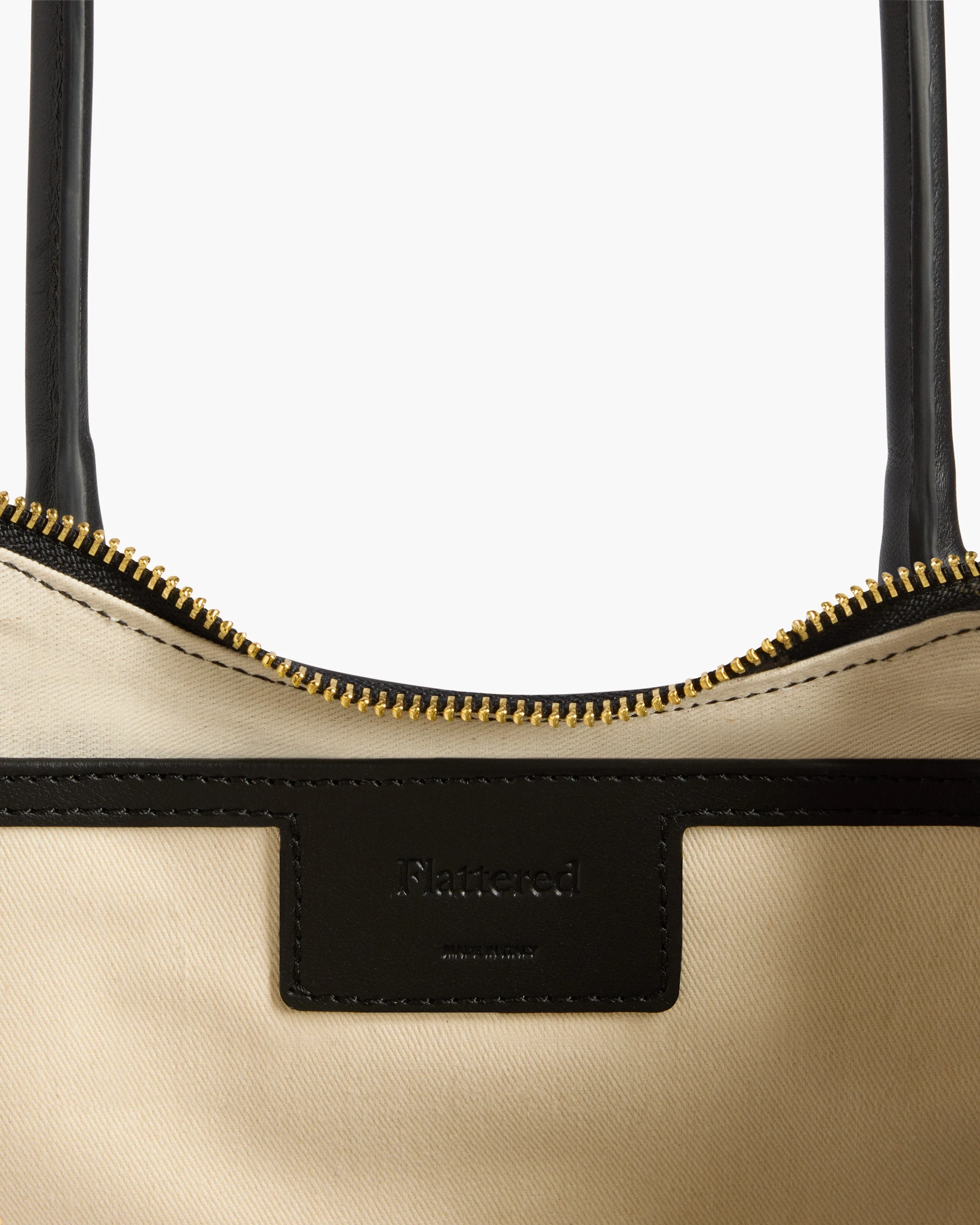 Gaia Shoulderbag Leather Black - Image 3
