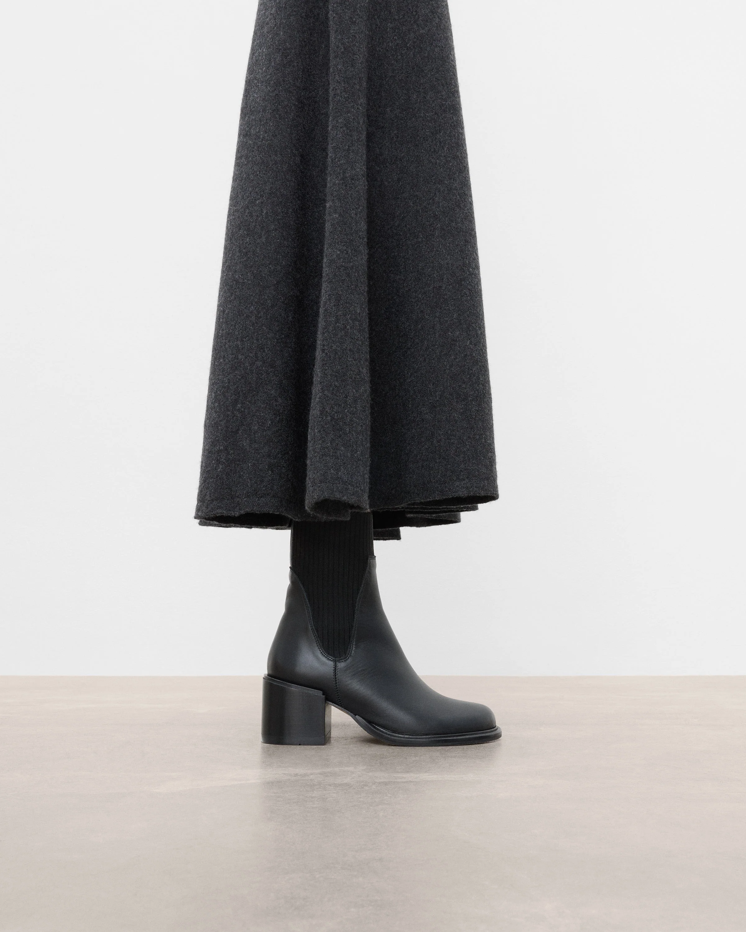Quinn Leather Black - Image 3