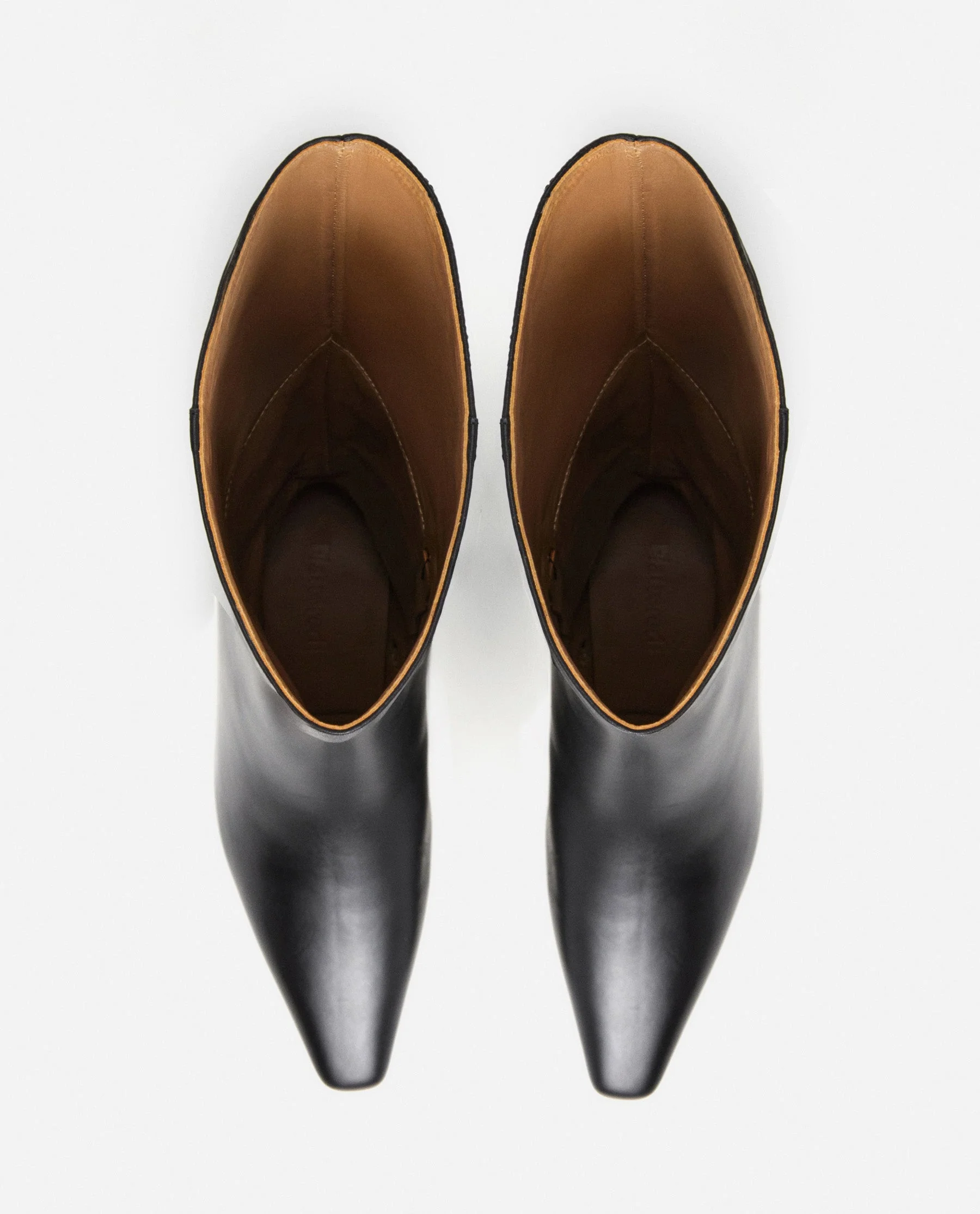 Xia Leather Black - Image 3